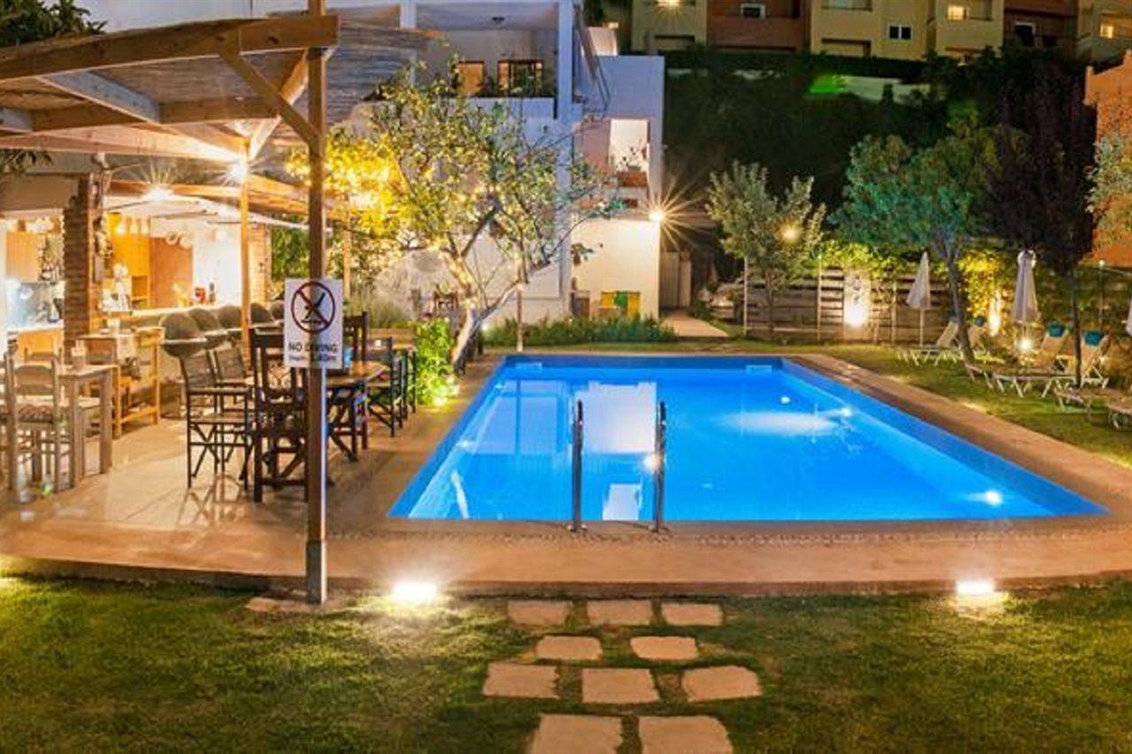 Tree Of Life Art Hotel Agia Marina Екстериор снимка