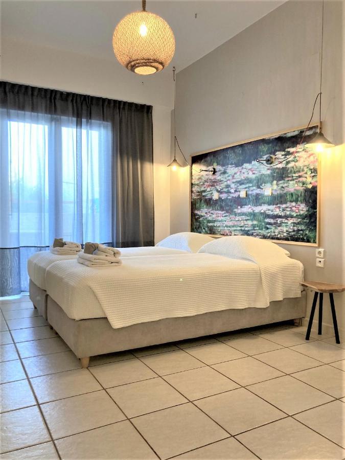 Tree Of Life Art Hotel Agia Marina Екстериор снимка