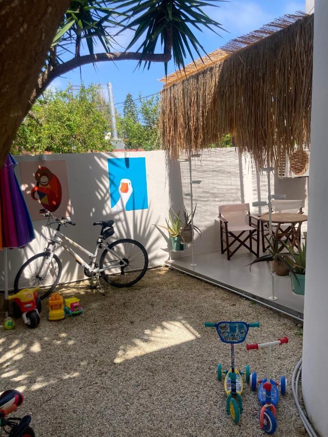 Tree Of Life Art Hotel Agia Marina Екстериор снимка